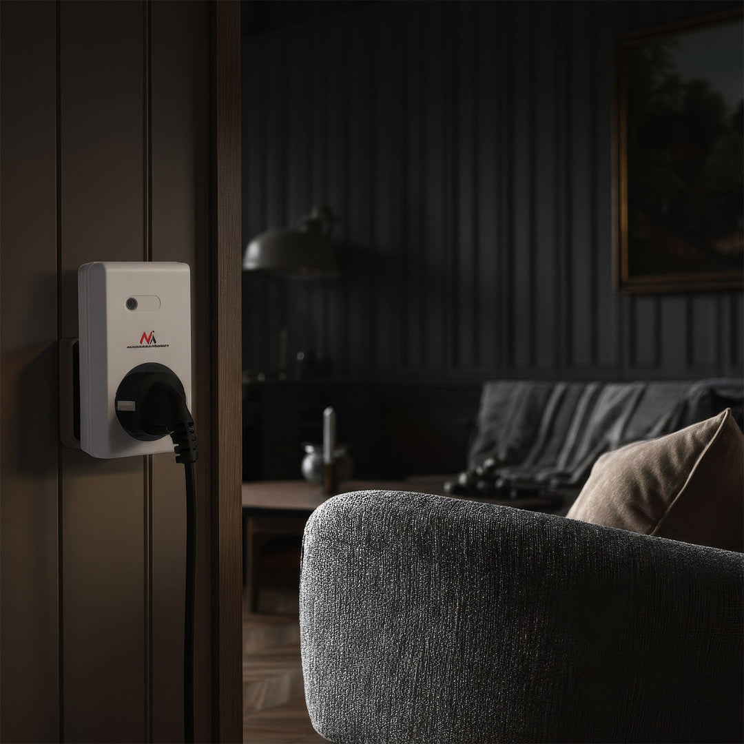 Maclean MCE15 Remote Control Switch Socket with batteries - EU plug