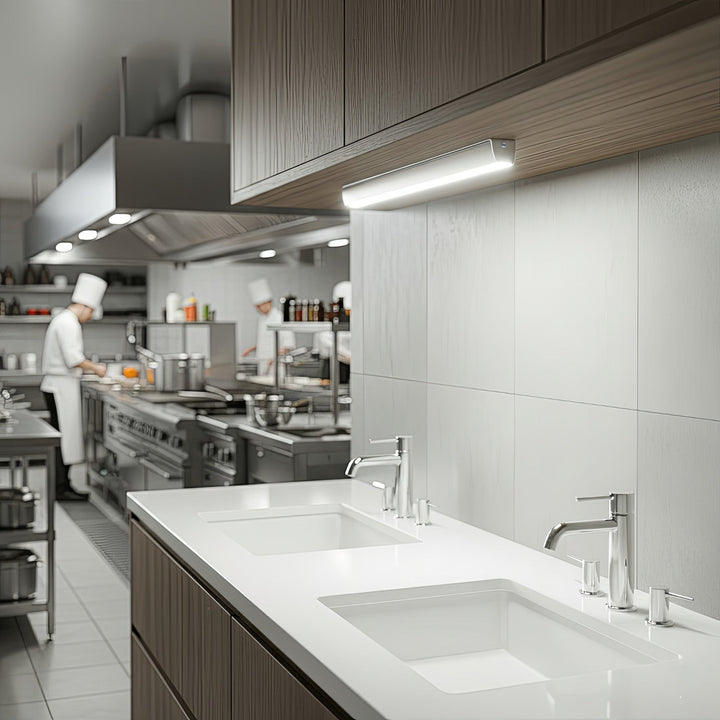 Maclean Energy MCE166 Under Shelf LED Light with PIR Motion Sensor Battery Powered Wireless
