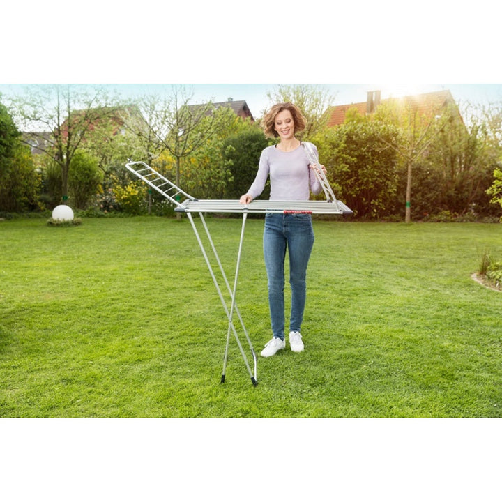 Vileda Aluminum 100 laundry dryer resistant to rust and harsh weather conditions
