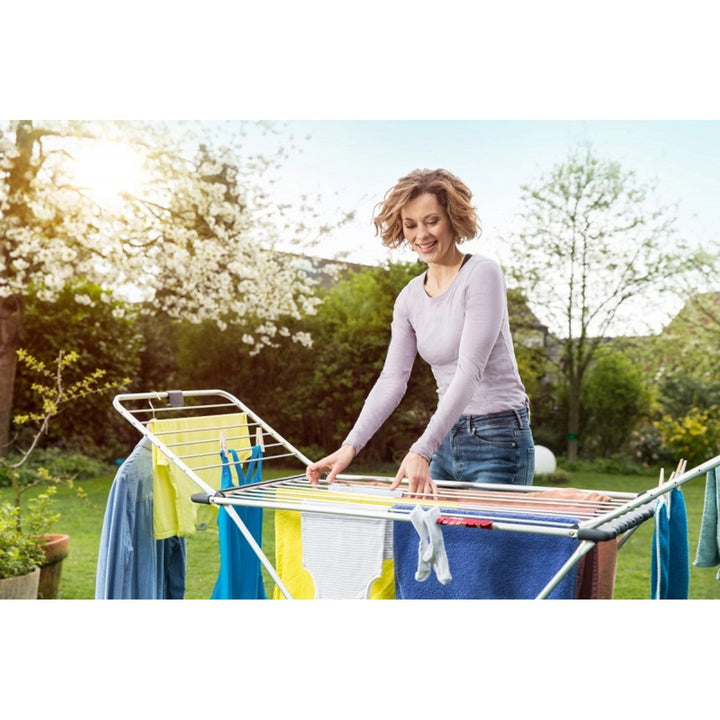 Vileda Aluminum 100 laundry dryer resistant to rust and harsh weather conditions