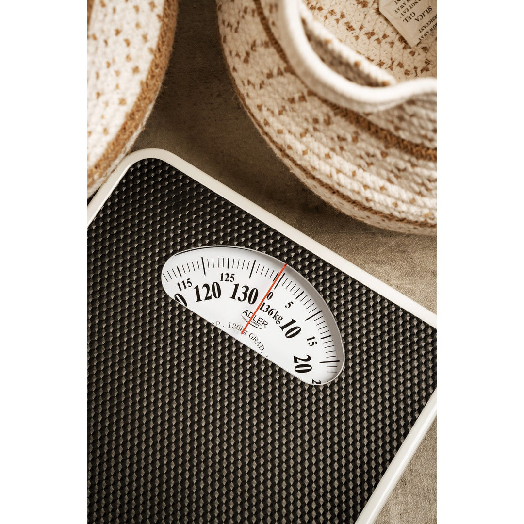 Mechanical bathroom scale Adler AD 8179 load capacity 136 kg