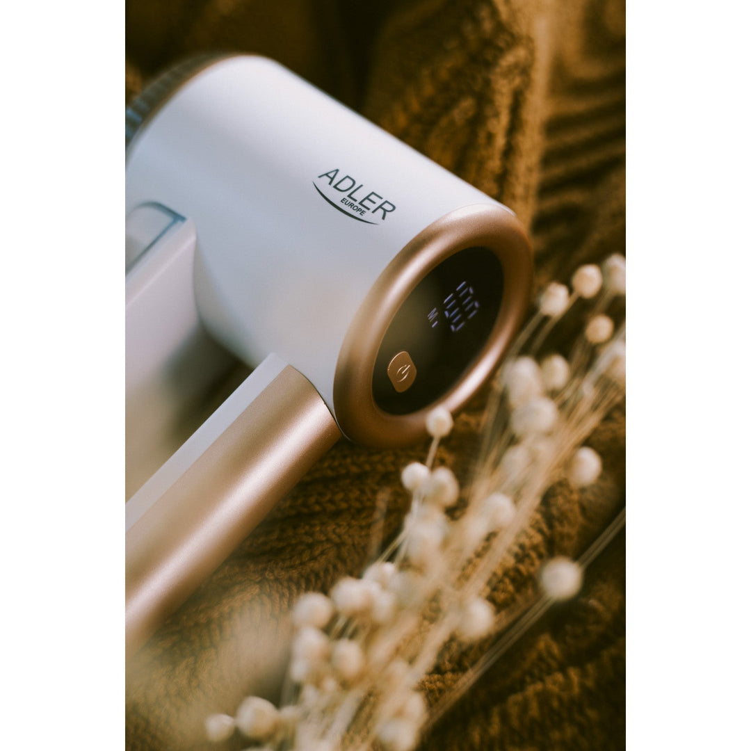 Adler fabric clothes shaver, USB charging, LCD display, 3-stage speed, brush, AD 9617