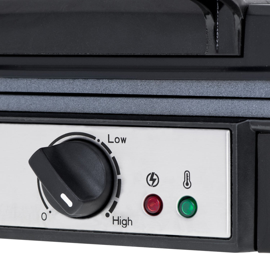 Adler waffle maker, for 4 waffles, temperature control, 1800W, AD 3049