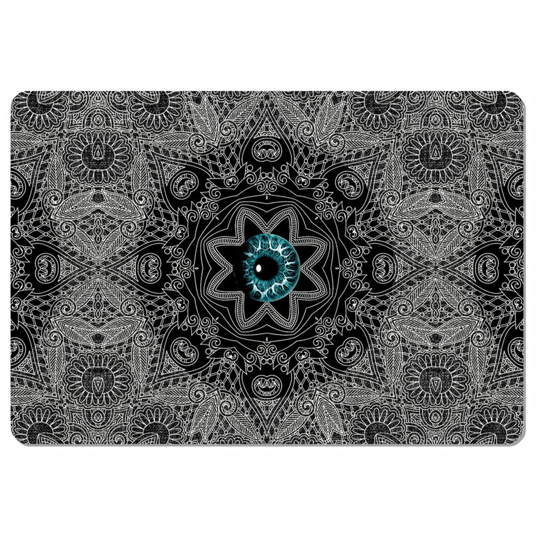 Bertoni's felt desk pad, sized at 50x70 cm, presents an intriguing Look design, blending sophistication with practicality for your workspace.