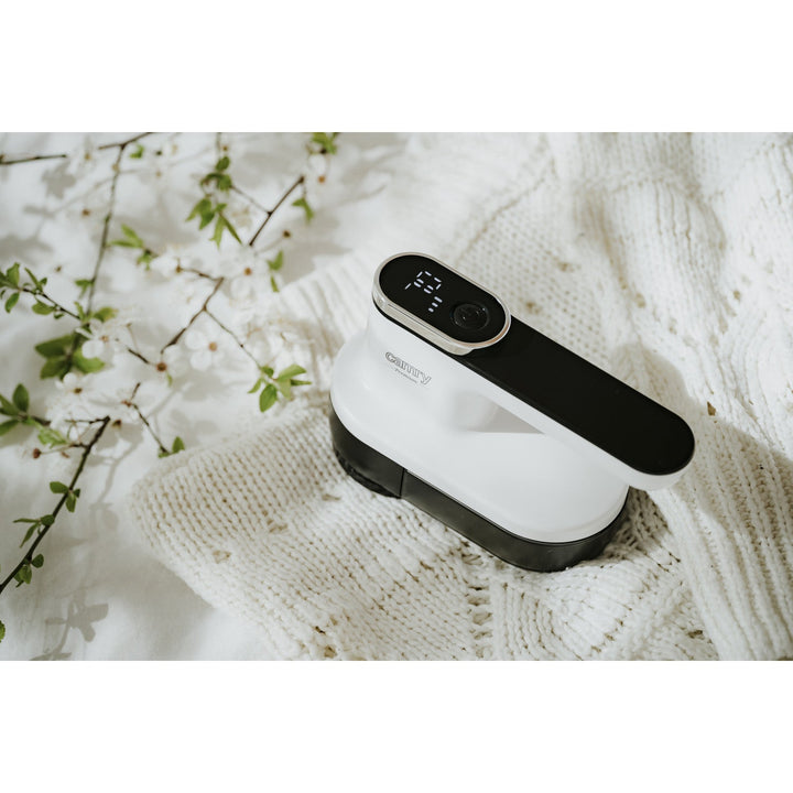 Camry fabric shaver, LCD display, Li-Ion rechargeable battery, white and black, CR 9620