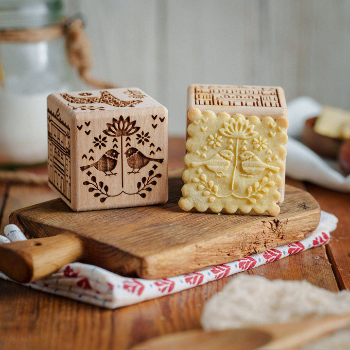 Goody Woody engraved cake cube, 6 cm, beech wood, 6 designs, Scandinavian style