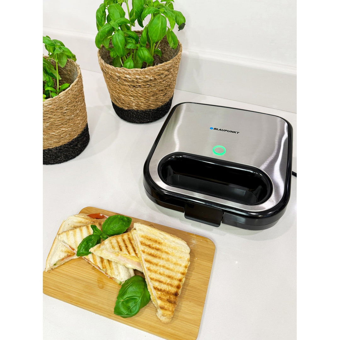 Blaupunkt SMS501 750W Toaster and Sandwich Grill – Compact and Versatile Electric Grill for Toasted Sandwiches, Paninis, and Snacks