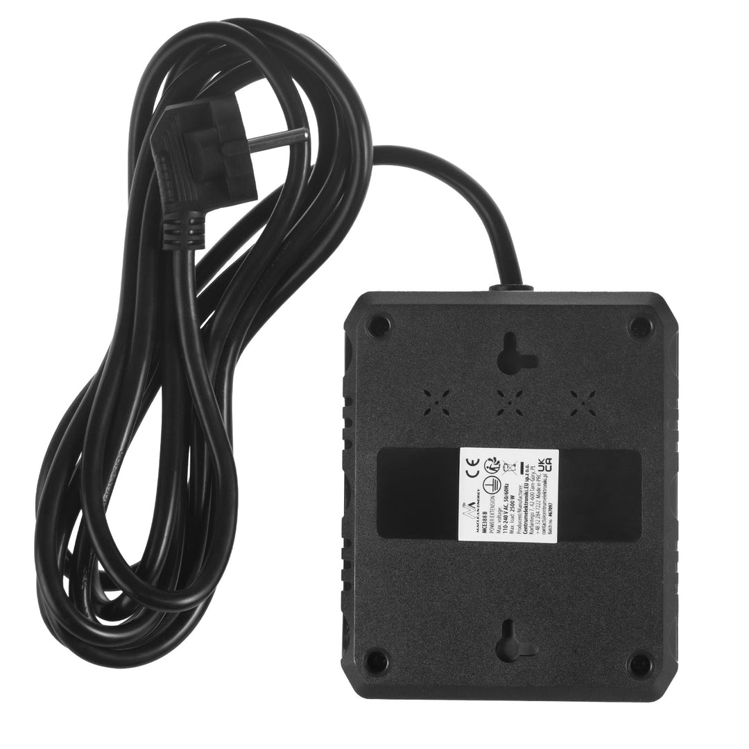 Maclean power strip, extender 2 sockets + 3xUSB, 110-240V AC 50/60Hz, 2.1A max 2500W, 3 m, black, MCE388 B