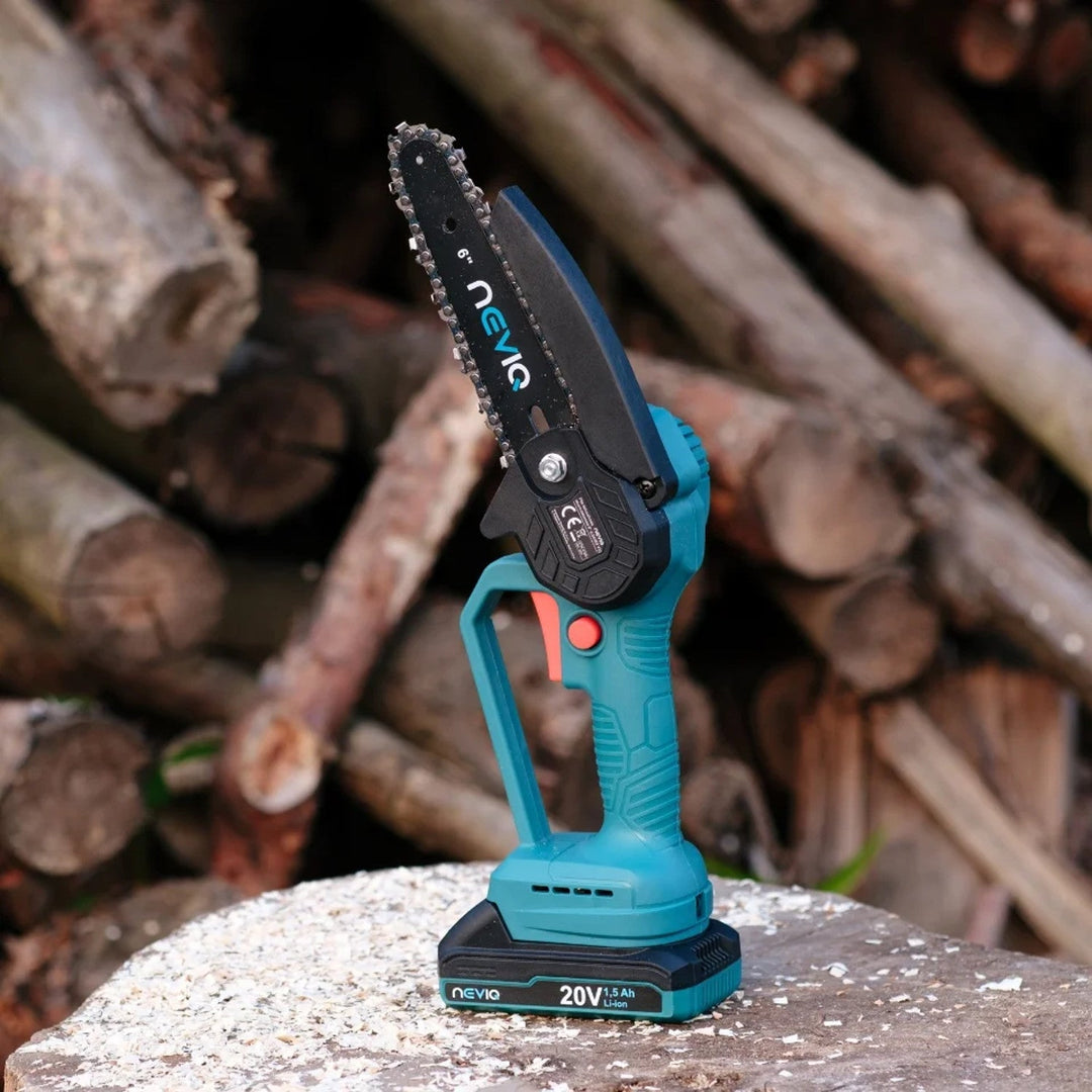 NEVIQ cordless chainsaw, 6'' bar, 200W, Li-ion 1.5 Ah battery, L04302