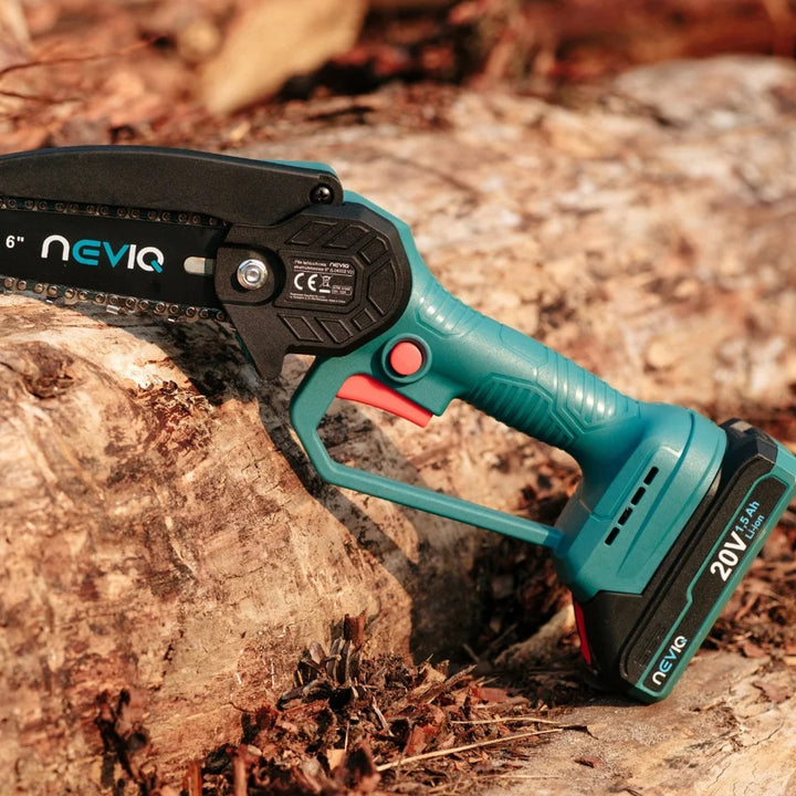 NEVIQ cordless chainsaw, 6'' bar, 200W, Li-ion 1.5 Ah battery, L04302