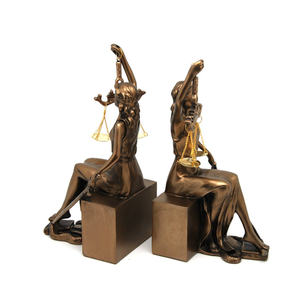 Figurines of Themis with scale and sword, book rests, Queen Isabel, 2 pieces