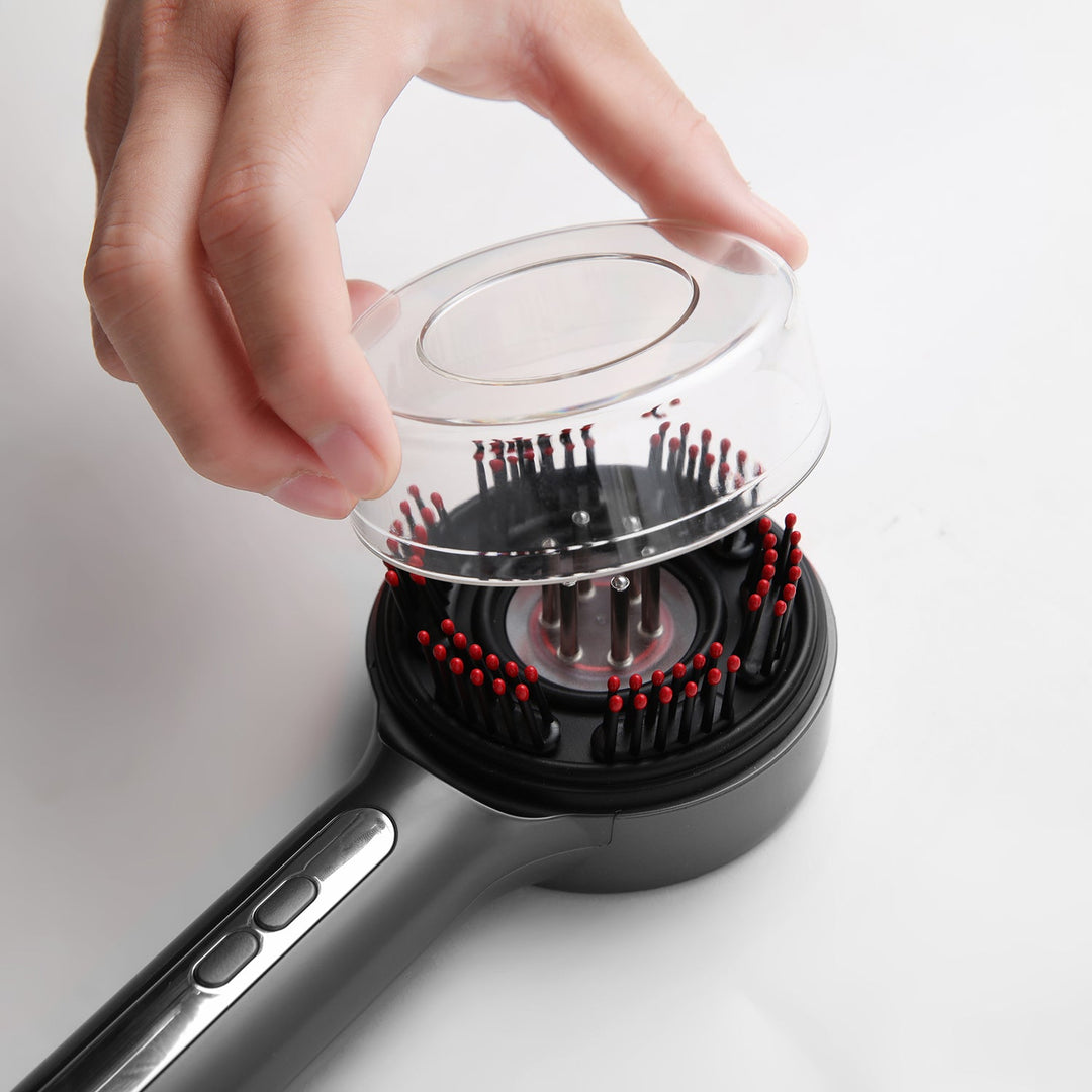 REGENERATING HAIRBRUSH MASSAGER MT6537 massaging hair and scalp brush