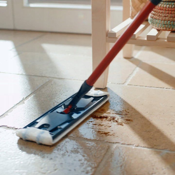 Vileda H2prO flat mop, 100% clean/dirty water separation, two reservoirs, microfiber pad, 360° tip, 175774