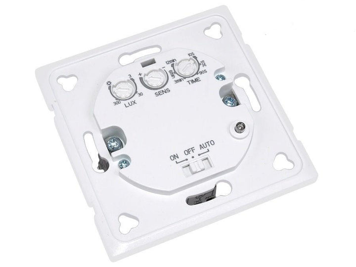 Maclean MCE132 Microwave PIR Junction Box 5 - 15m 180º IP20