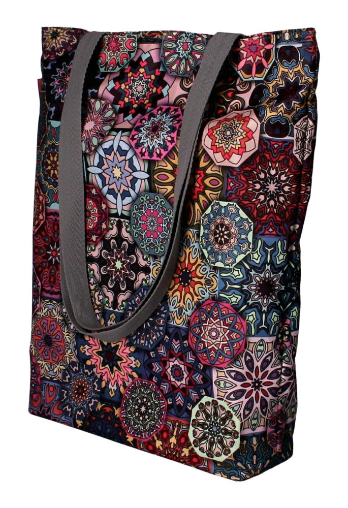 Canvas shoulder bag, zipper closure, dimensions 36x40cm, Valencia print pattern