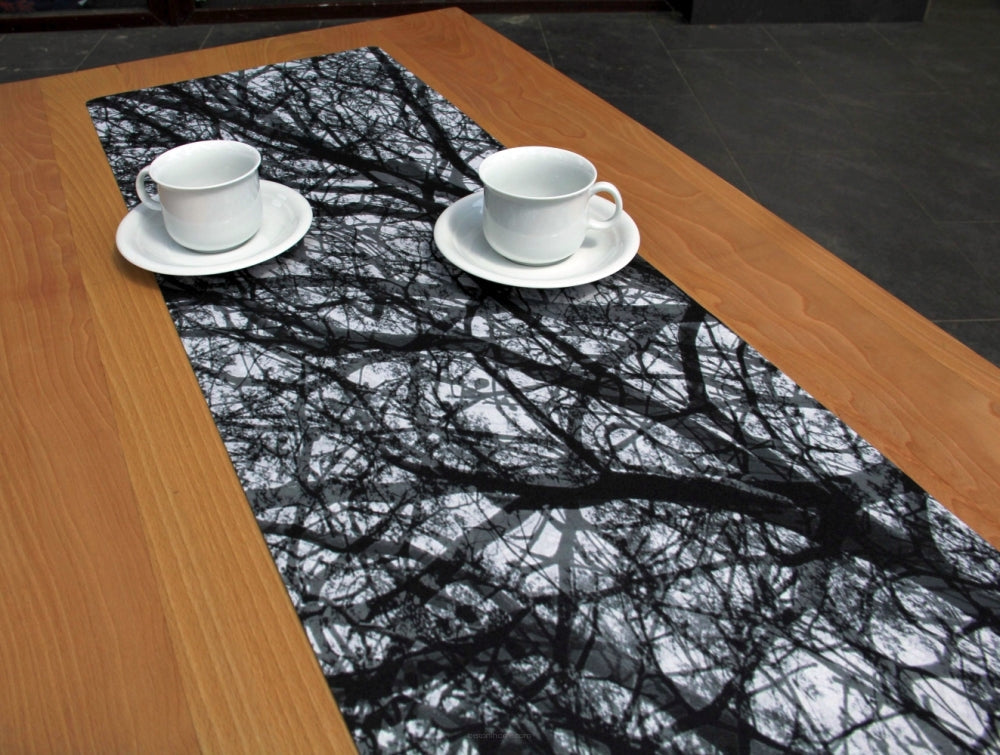 Bertoni table runner, eco-friendly felt, dimensions 95x33cm, Serenity print pattern