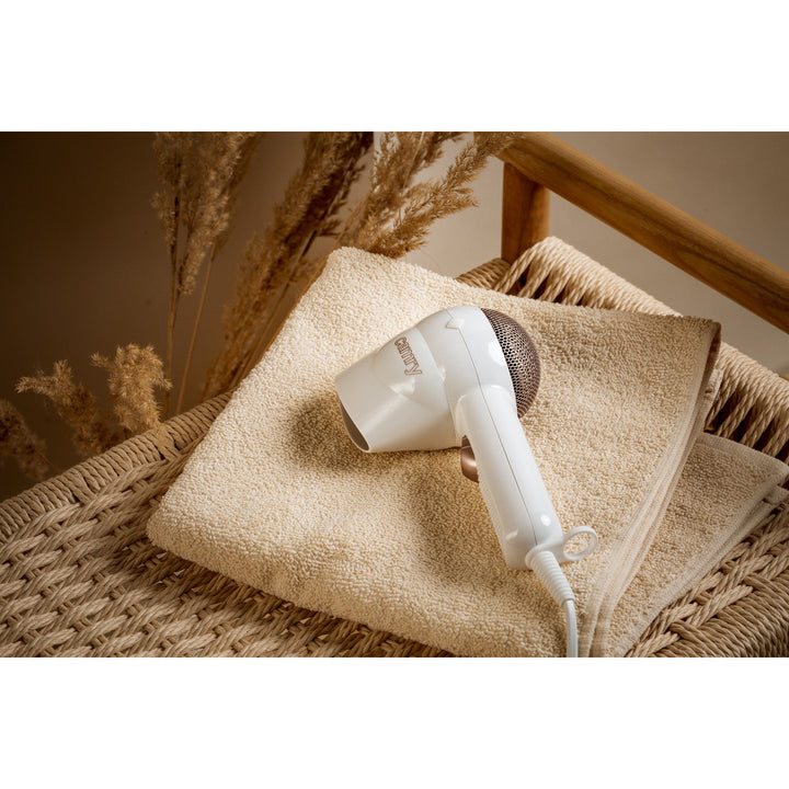 Camry CR 2257 Travel Hair Dryer 2 Power Levels lightweight Tourist Handy 1400W